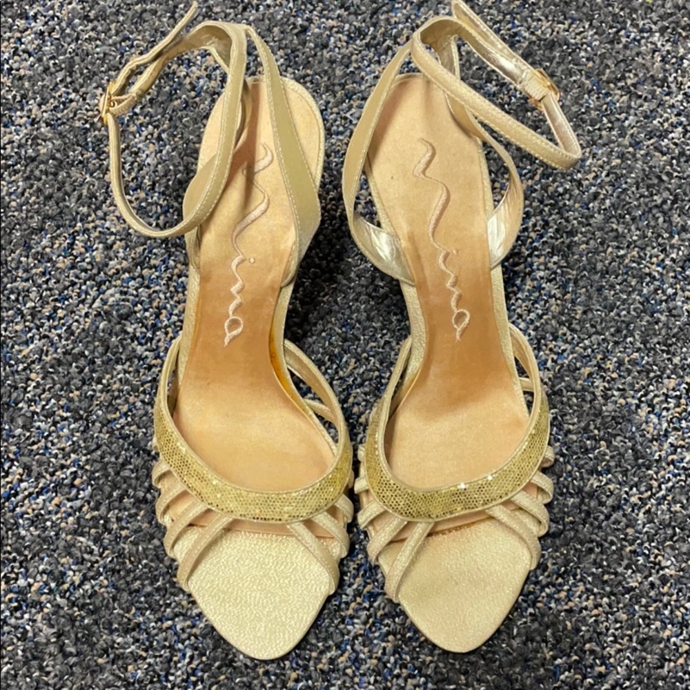 Beautiful Nina Gold Heels